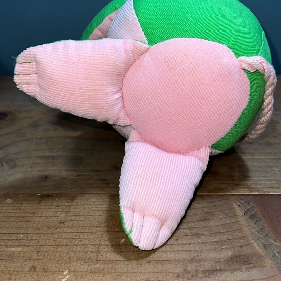 Vintage Avon 1970’s handstitched mouse with cheese green pink some stains in pic - Picture 6 of 9